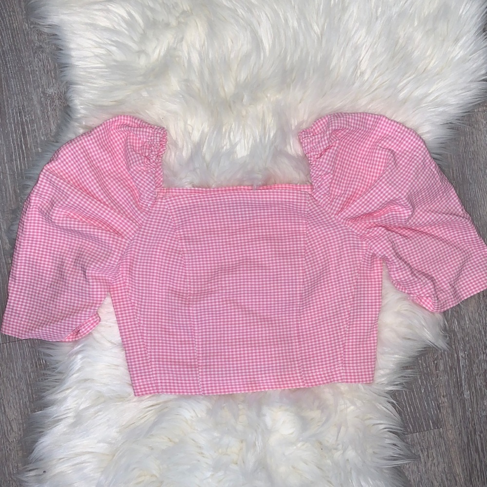 Cropped Ruched Sleeve Top